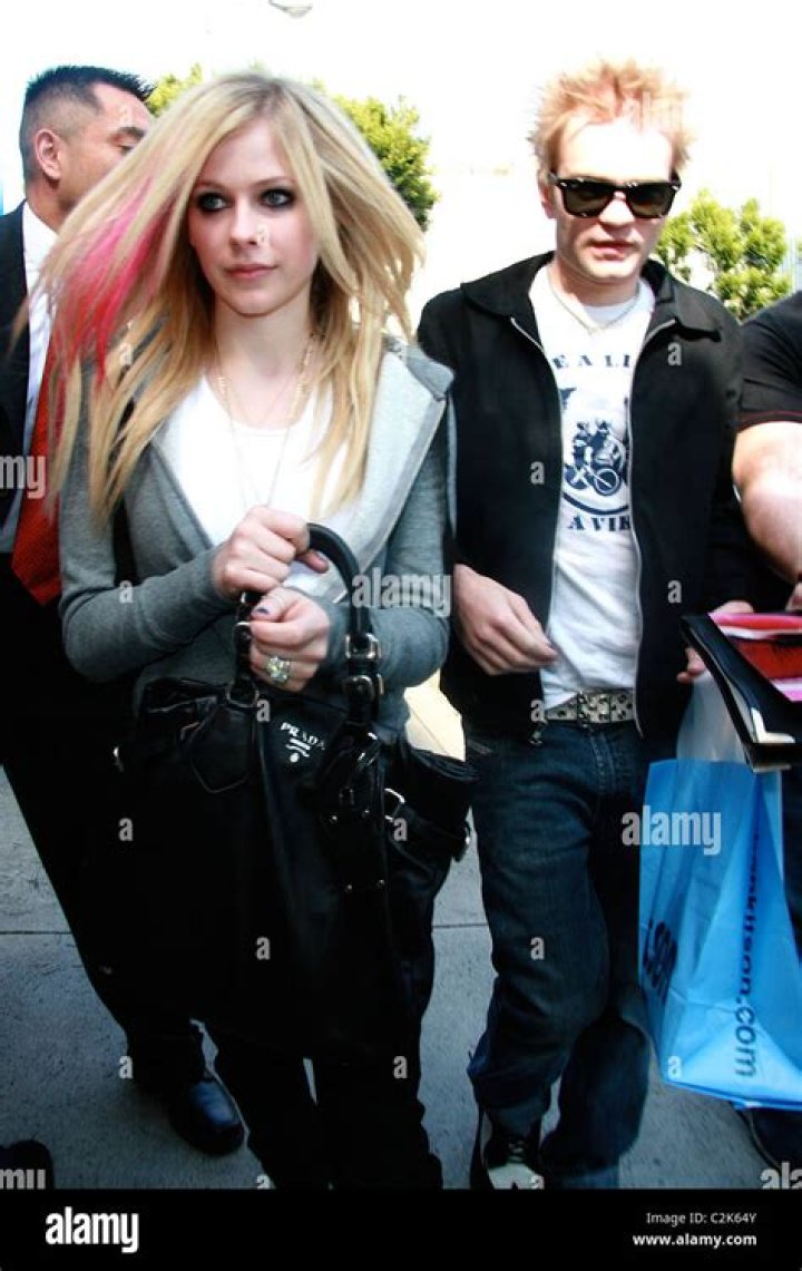Avril Lavigne's Husband: Chad Kroeger's Marital History Explored
