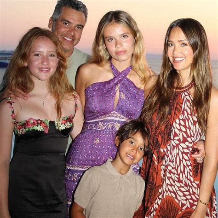 Did Jessica Alba Adopt? Unraveling The Truth Behind The Star's Family Life