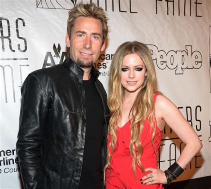 Discover The Enchanting Life Of Avril Lavigne: Chad Kroeger's Wife