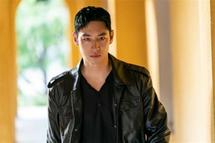 Discovering The Enigmatic Lee Jehoon Age