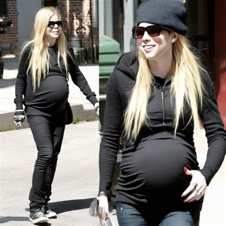 Is Avril Lavigne Pregnant? Unveiling The Truth Behind The Rumors