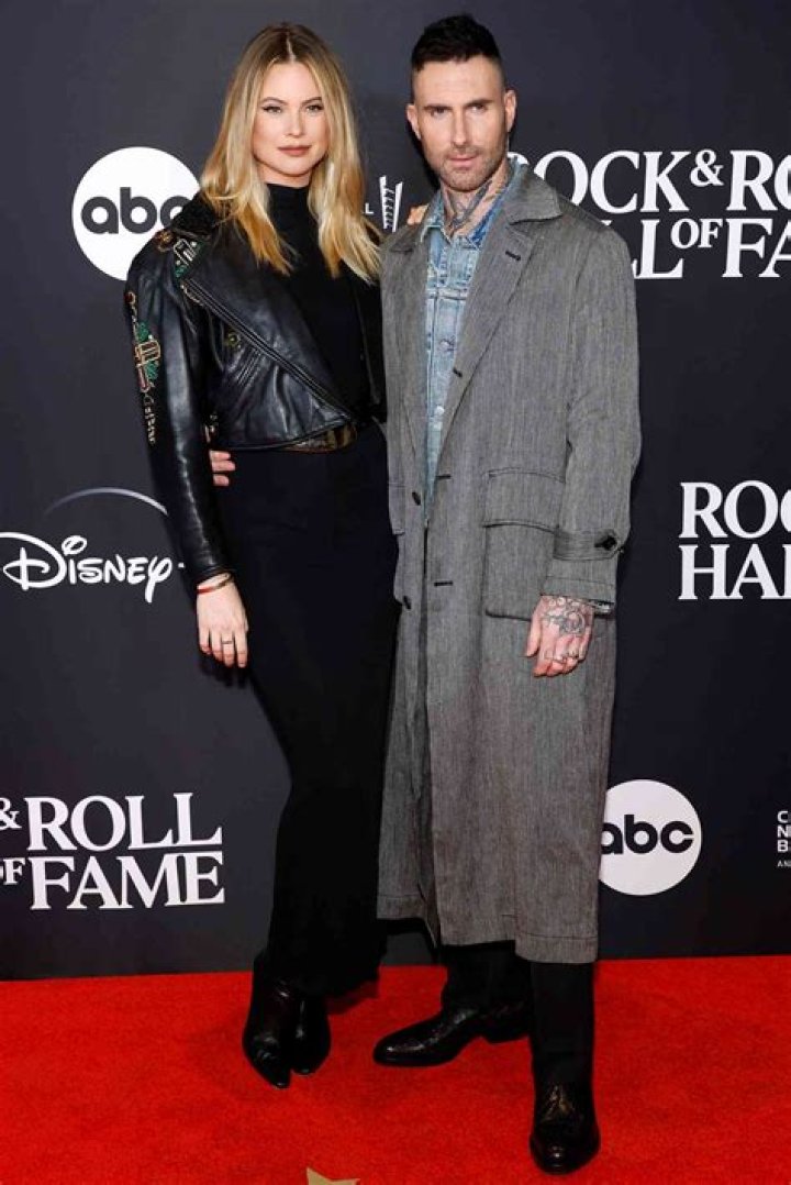 Unveiling The Dynamic Duo: Adam Levine And Taylor Swift