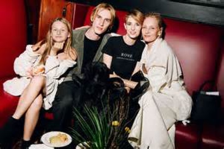 Unveiling The Enigma: Pedro Pascal's Daughter And Family Life