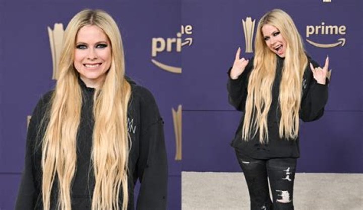 Unveiling The Height Of Avril Lavigne: How Tall Is She?