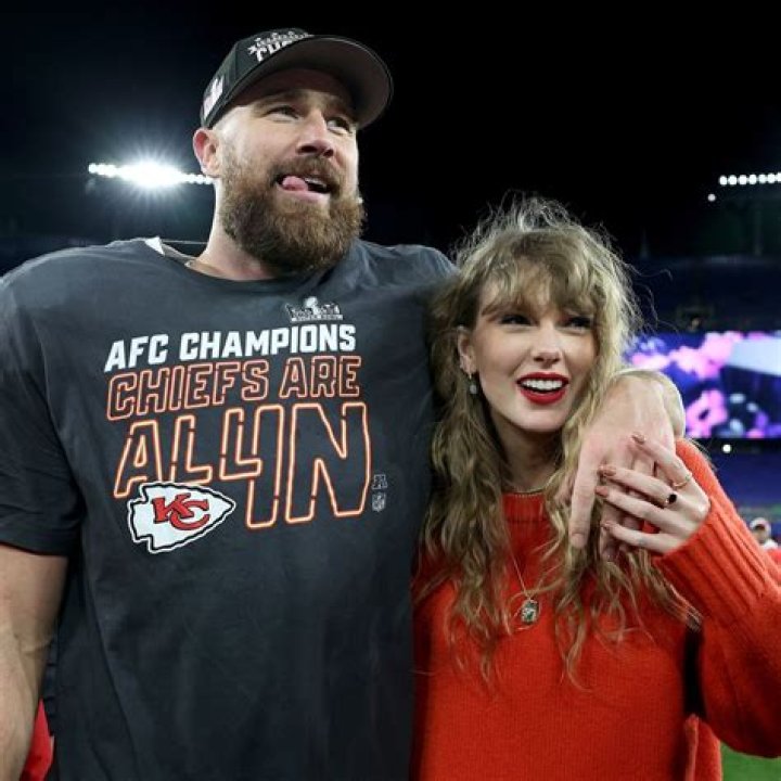 Unveiling The Height Of Kylie Kelce: How Tall Is She In Feet?