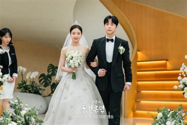 Unveiling The Love Life Of Jang Hyuk: Is Jang Hyuk Married?