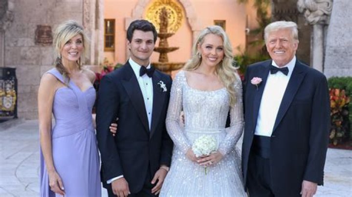 Unveiling The Mystery: Who Is Barron Trump Dating?